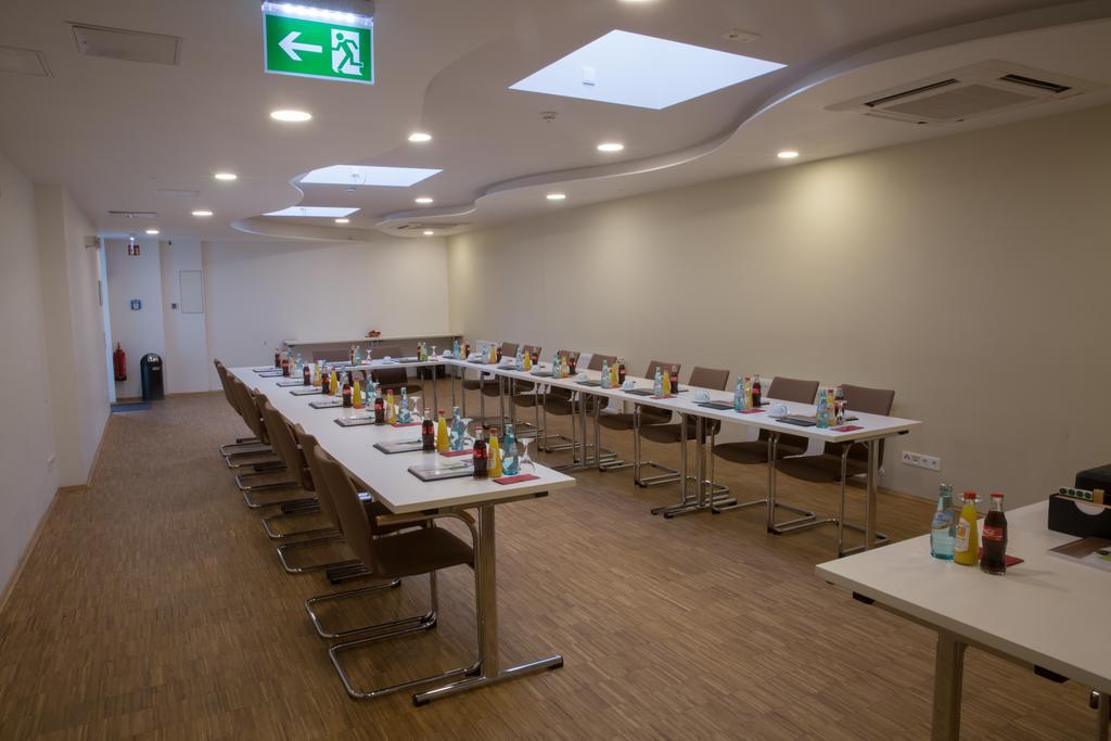 Goethe Hotel Messe By Trip Inn Frankfurt am Main Kültér fotó